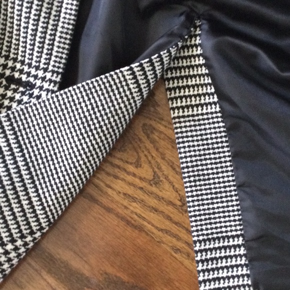 Blazer - Picture 8 of 11